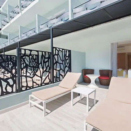 Azuline Pacific Hotel 3*