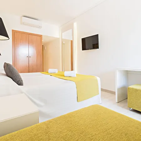 Hotel Azuline Pacific