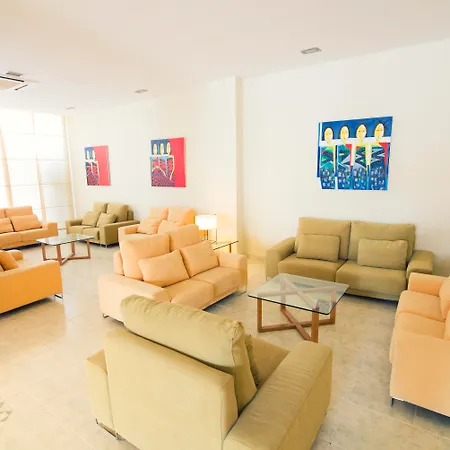 Hotel Azuline Pacific