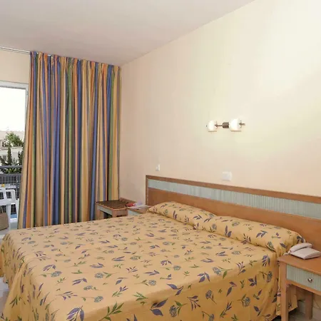 Azuline Pacific Hotel 3*