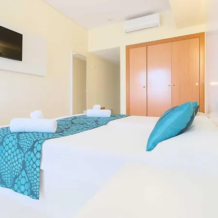 Hotel Azuline Pacific